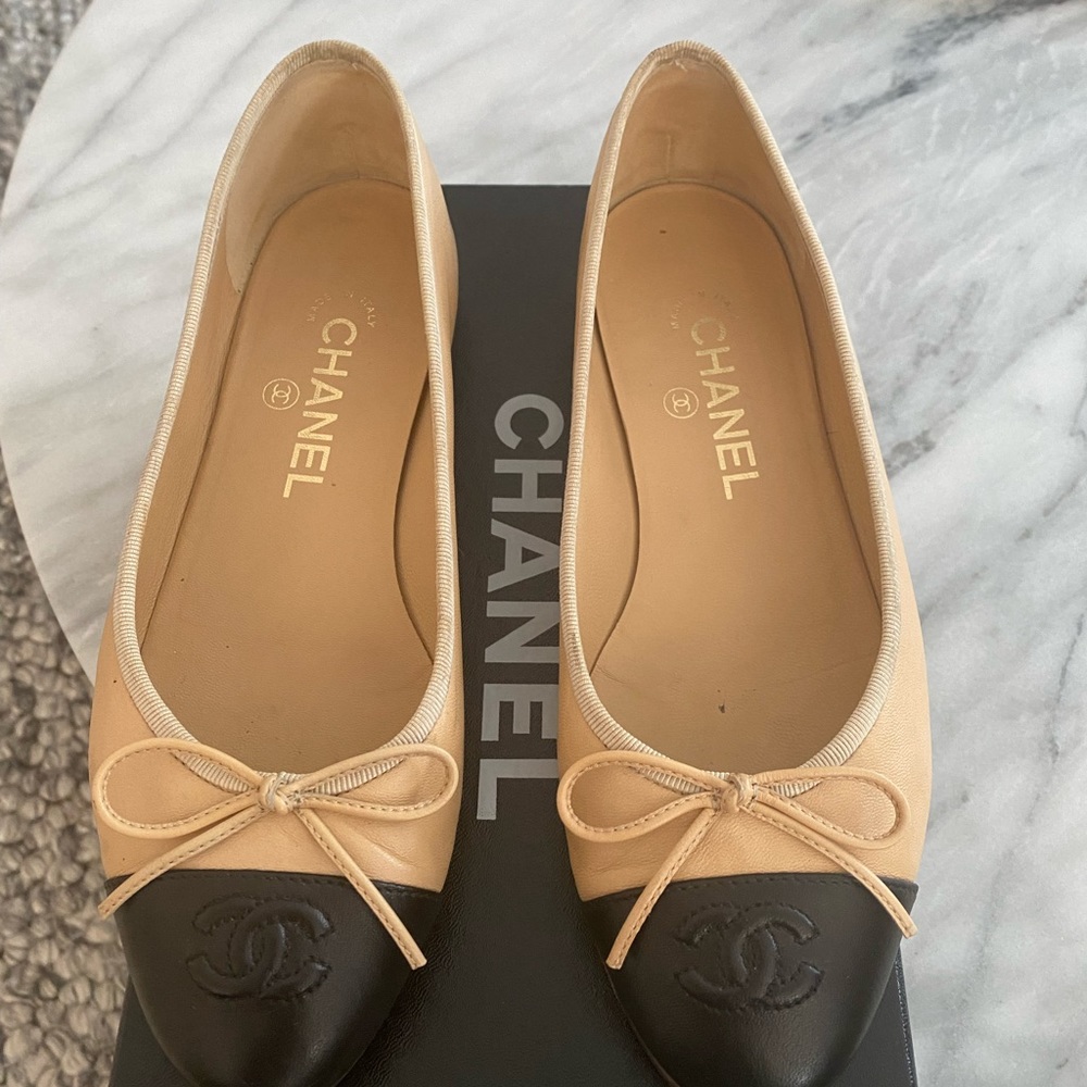 Chanel ballerina flats